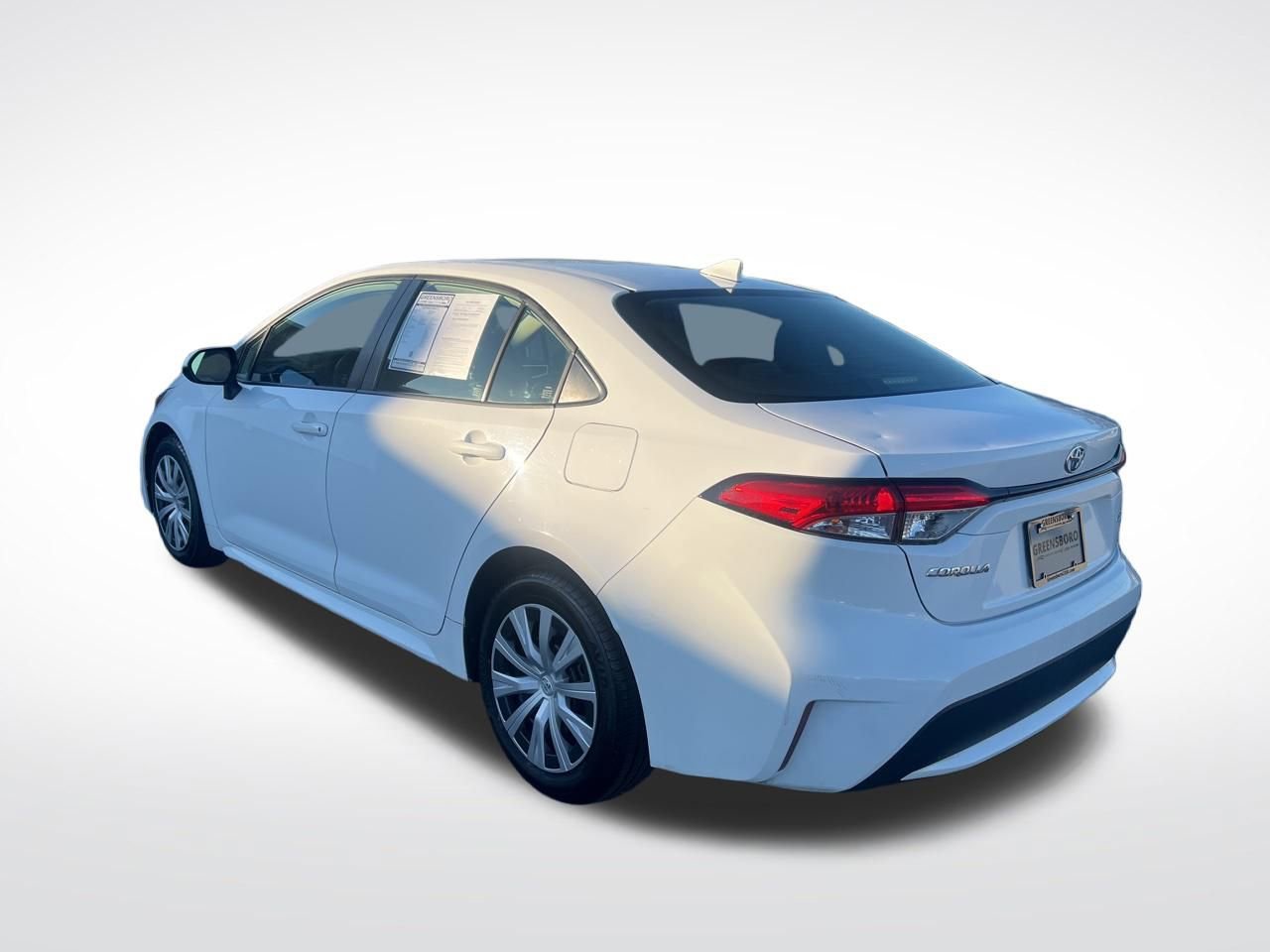Used 2020 Toyota Corolla LE image 3