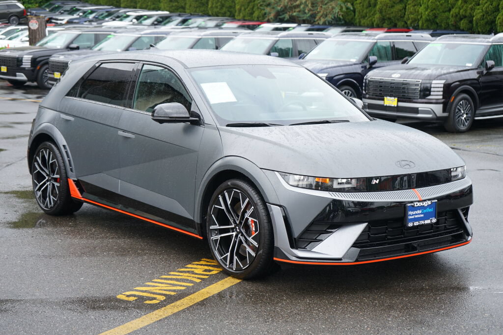 Certified 2025 Hyundai Ioniq 5 N AWD/4WD image 3