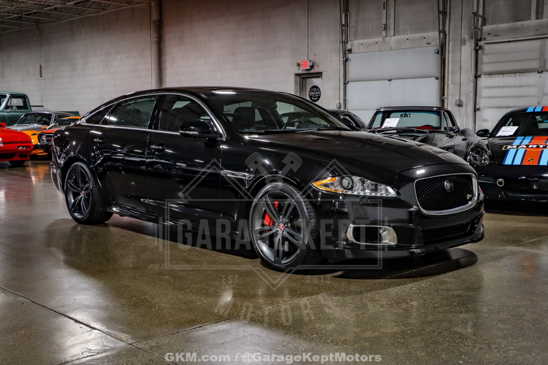 Used 2015 Jaguar XJ R LWB image 12
