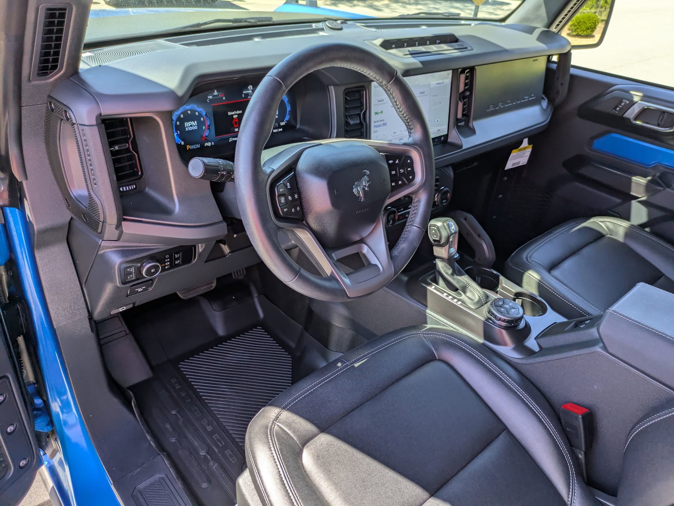 Certified 2025 Ford Bronco Badlands AWD/4WD image 15