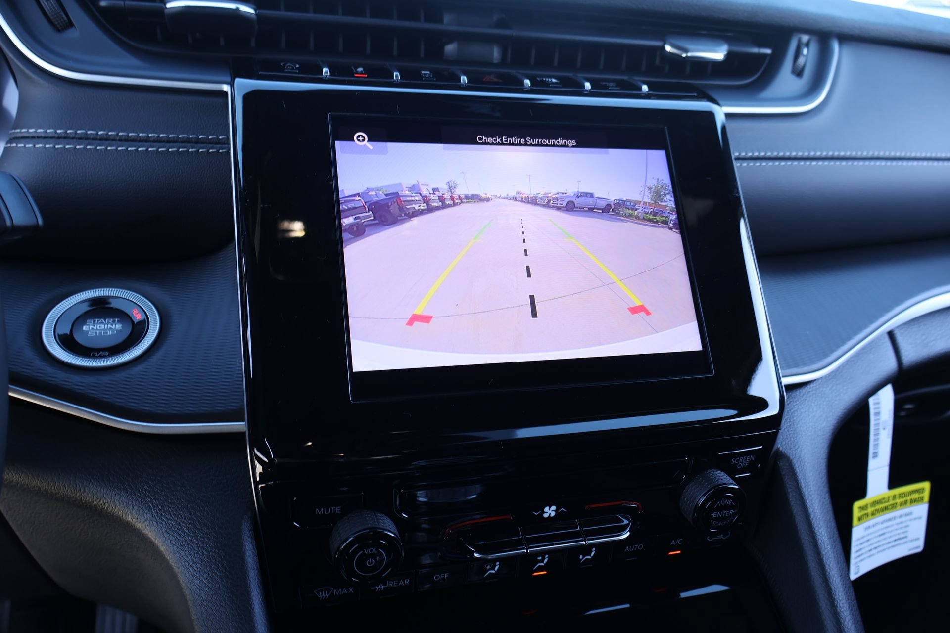 New 2026 Jeep Grand Cherokee Laredo RWD image 6