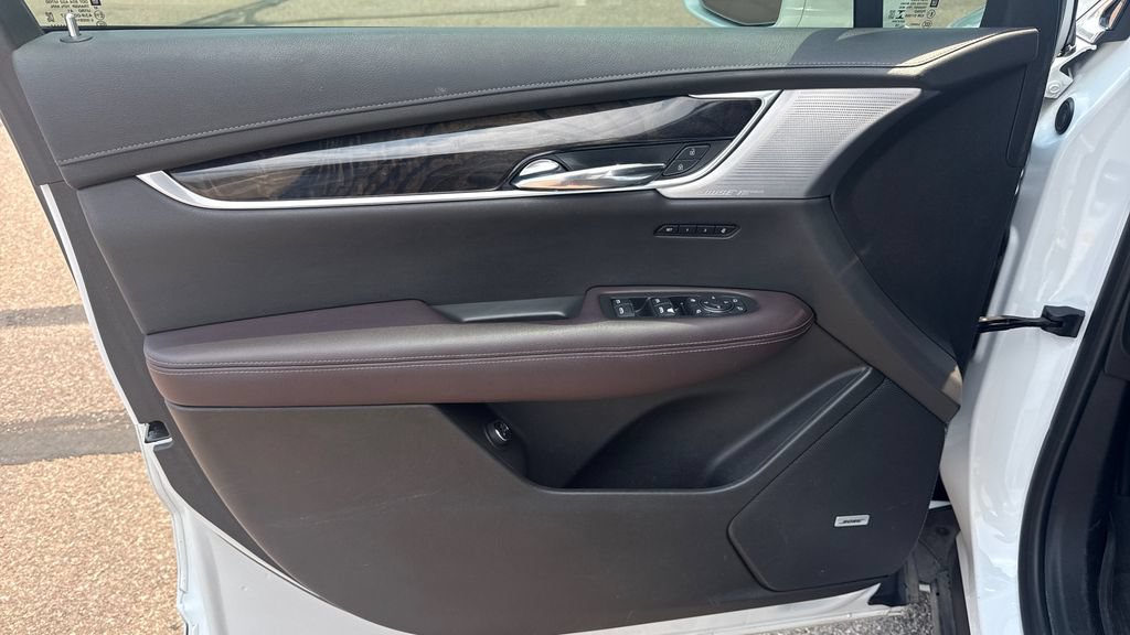 Used 2020 Cadillac XT6 Premium Luxury AWD/4WD image 28