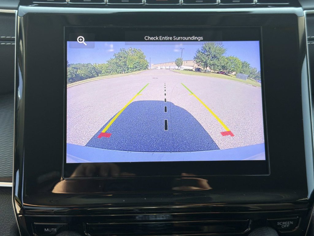 Used 2023 Jeep Grand Cherokee L Laredo RWD image 31