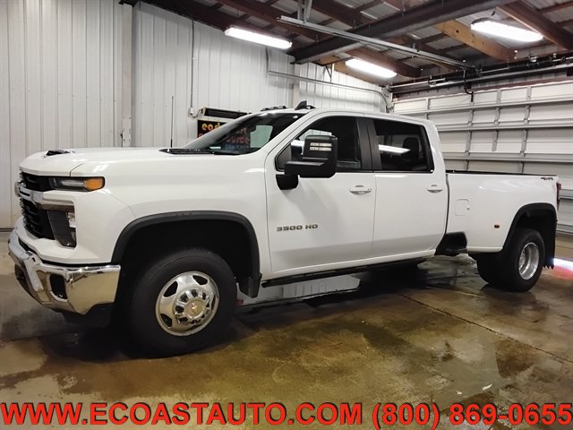 Used 2024 Chevrolet Silverado 3500 LT w/ Convenience Package AWD/4WD image 5