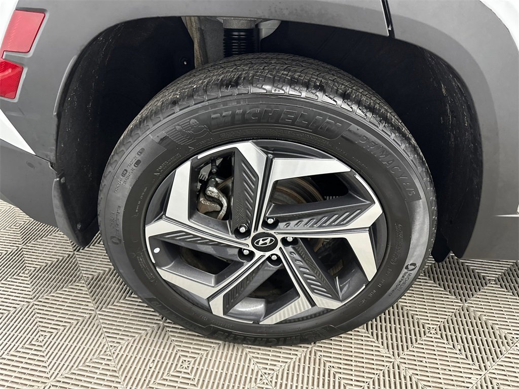 Used 2023 Hyundai Tucson Limited image 19