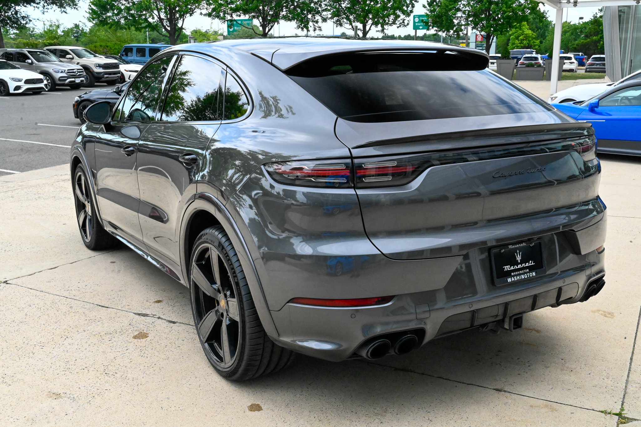 Used 2021 Porsche Cayenne Turbo AWD/4WD image 7