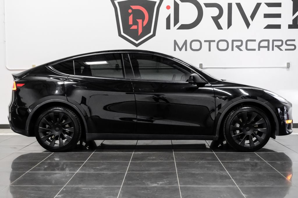 Used 2021 Tesla Model Y Long Range AWD/4WD image 7