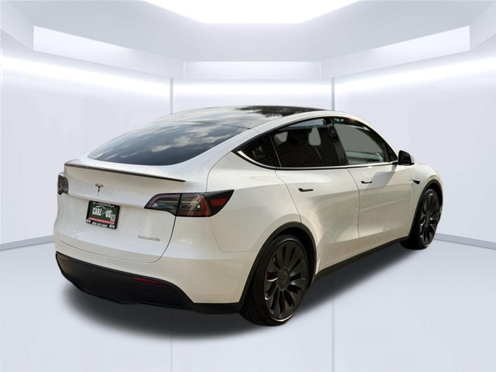 Used 2024 Tesla Model Y Performance AWD/4WD image 5