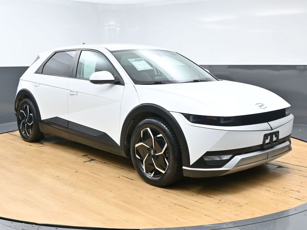 Used 2023 Hyundai Ioniq 5 SEL RWD image 3