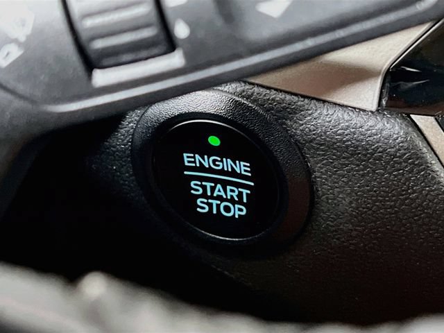 Used 2022 Ford Escape SE w/ Convenience Package FWD image 16