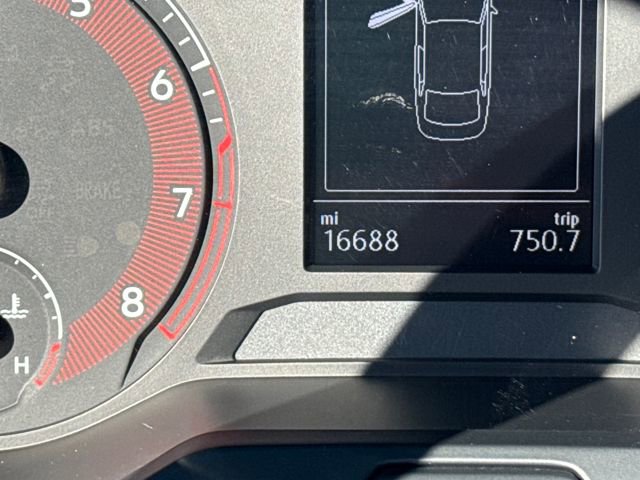 Used 2019 Volkswagen Jetta S w/ Driver Assistance Package image 16