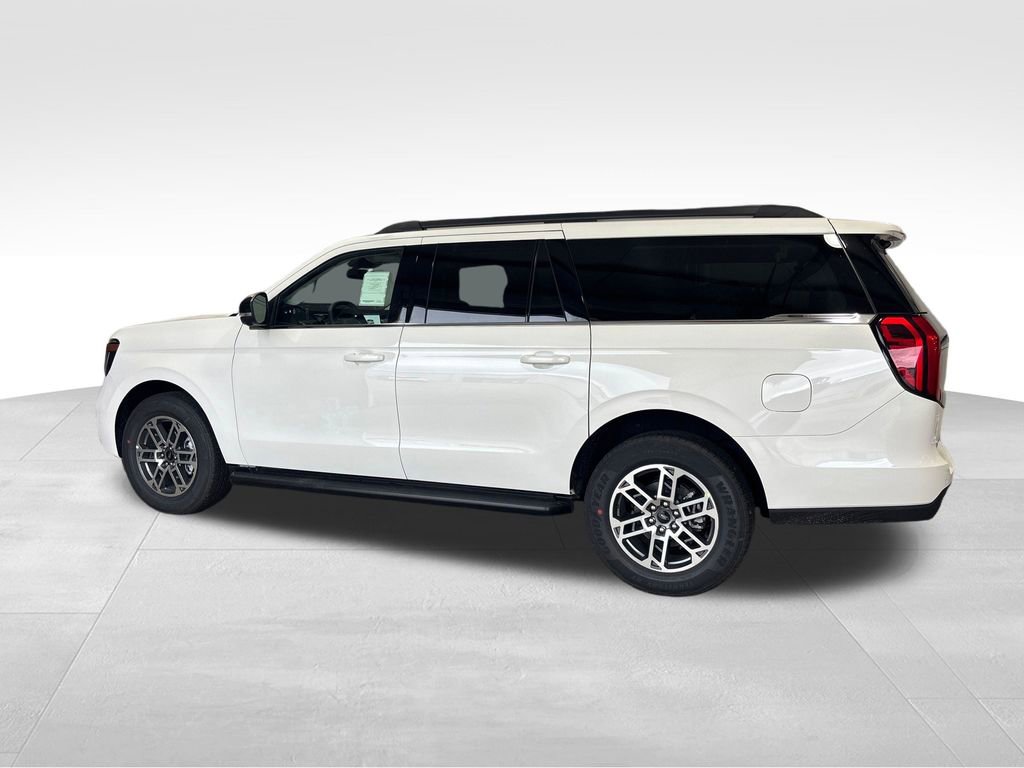New 2026 Ford Expedition Max Active RWD image 2
