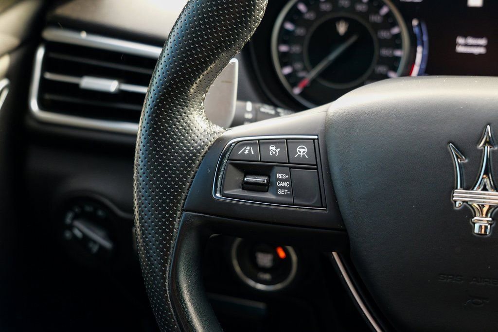 Used 2022 Maserati Ghibli Modena Q4 image 38