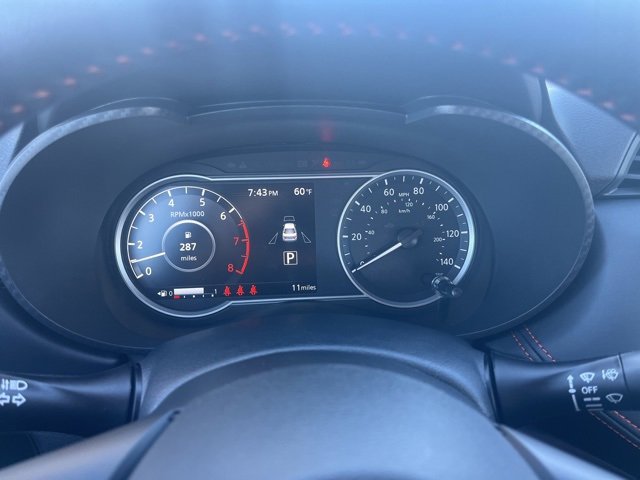 New 2025 Nissan Versa SR w/ Trunk Package image 12