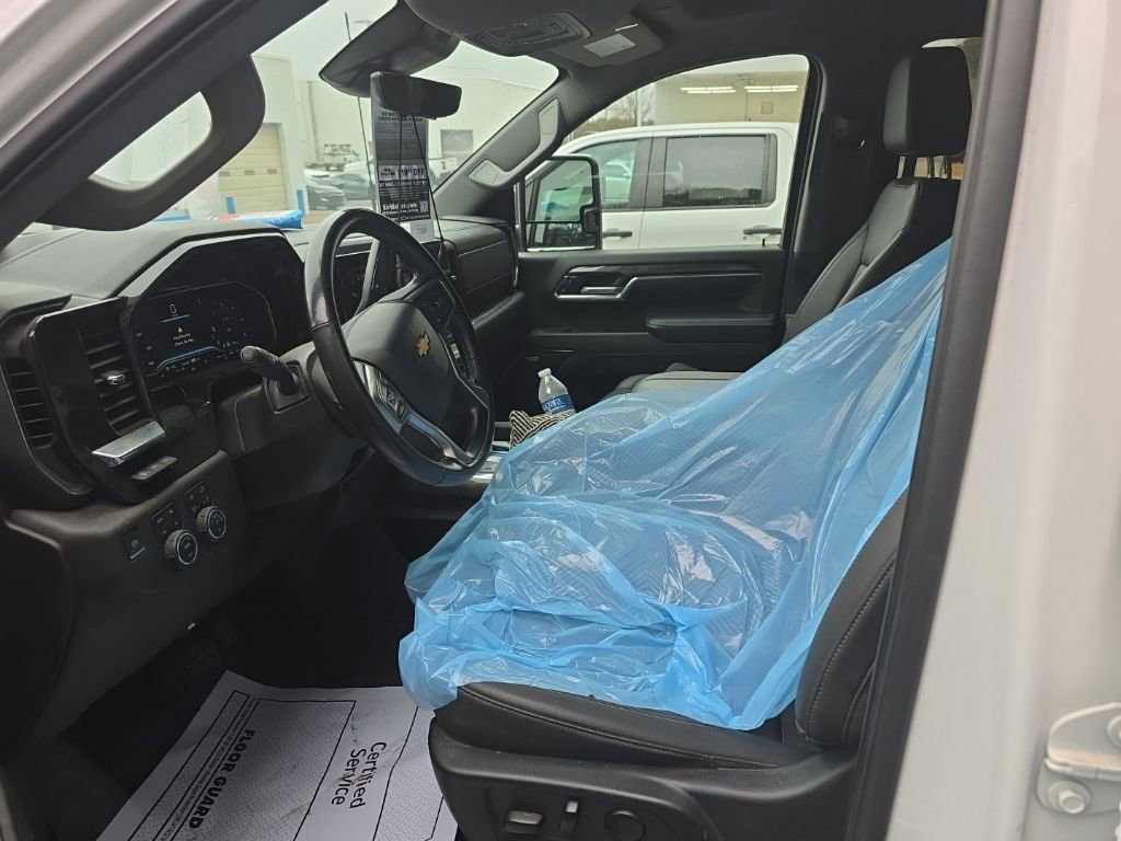 Used 2024 Chevrolet Silverado 2500 LTZ w/ LTZ Premium Package image 13