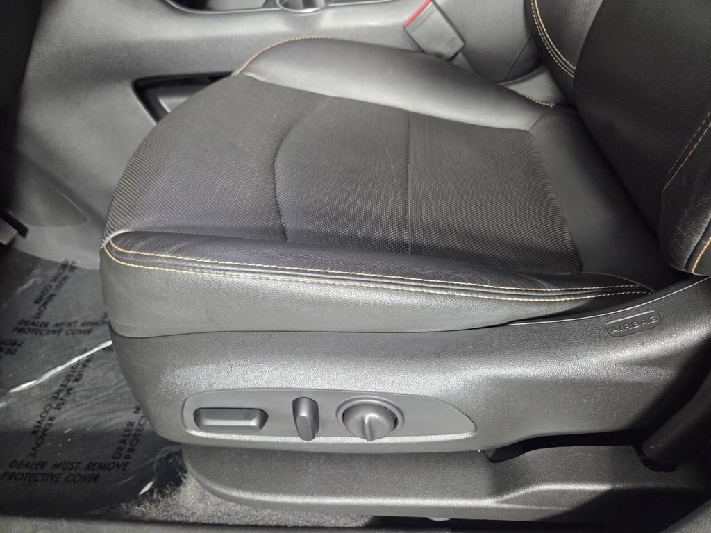 Used 2020 GMC Terrain SLT FWD image 10