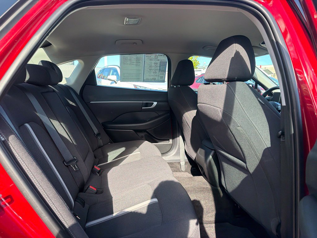 Used 2024 Hyundai Sonata SEL AWD/4WD image 15