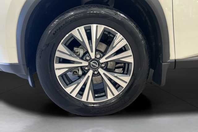 Used 2023 Nissan Rogue SV w/ SV Premium B Package AWD/4WD image 25
