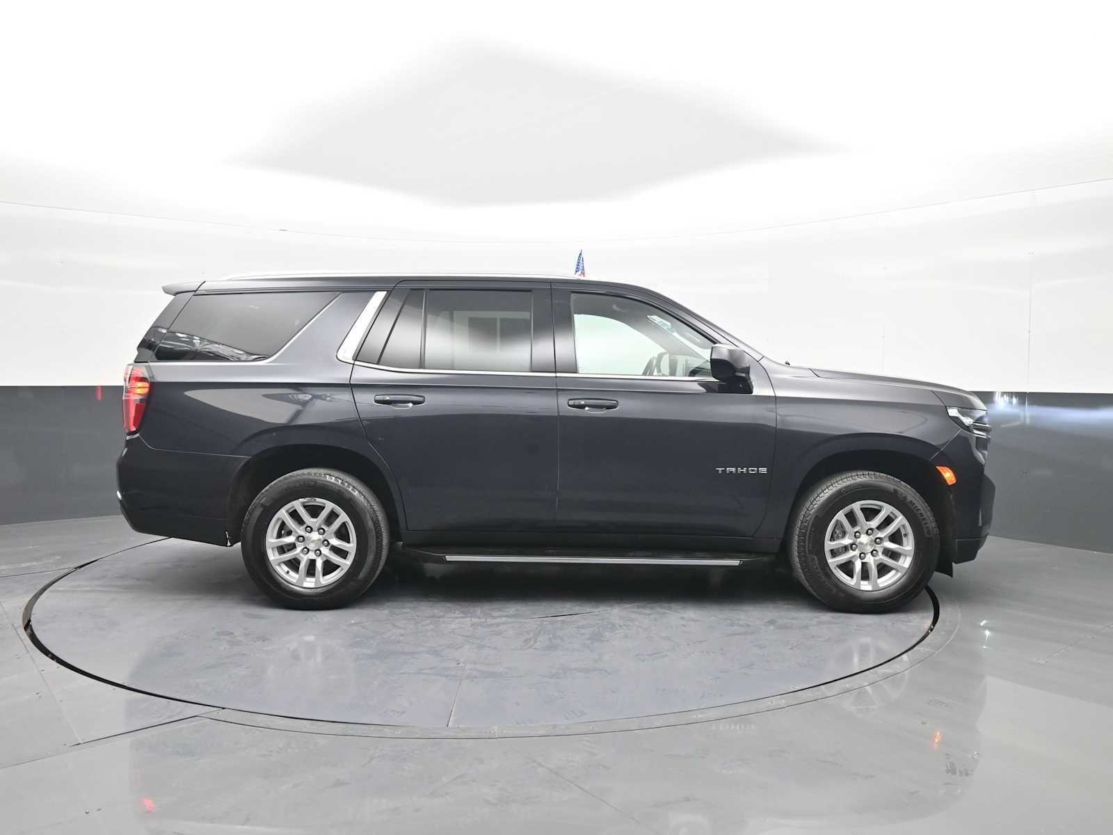 Used 2024 Chevrolet Tahoe LT AWD/4WD image 9