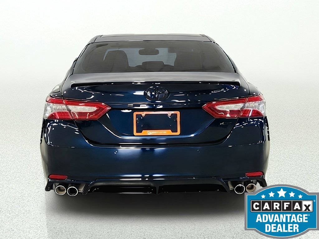 Used 2018 Toyota Camry XSE FWD image 5