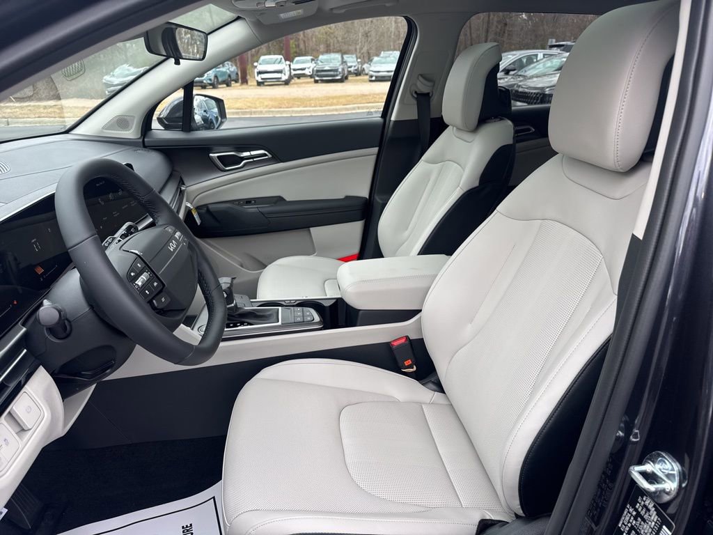 New 2026 Kia Sportage EX FWD image 10