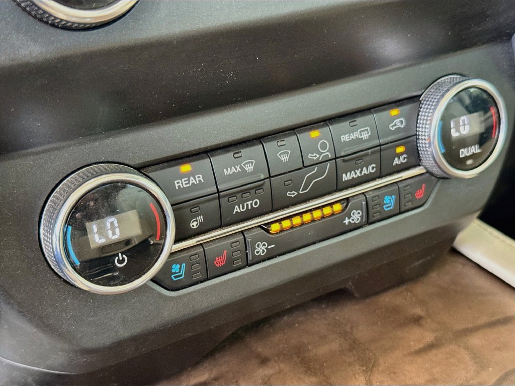 Used 2019 Ford Expedition Platinum RWD image 20