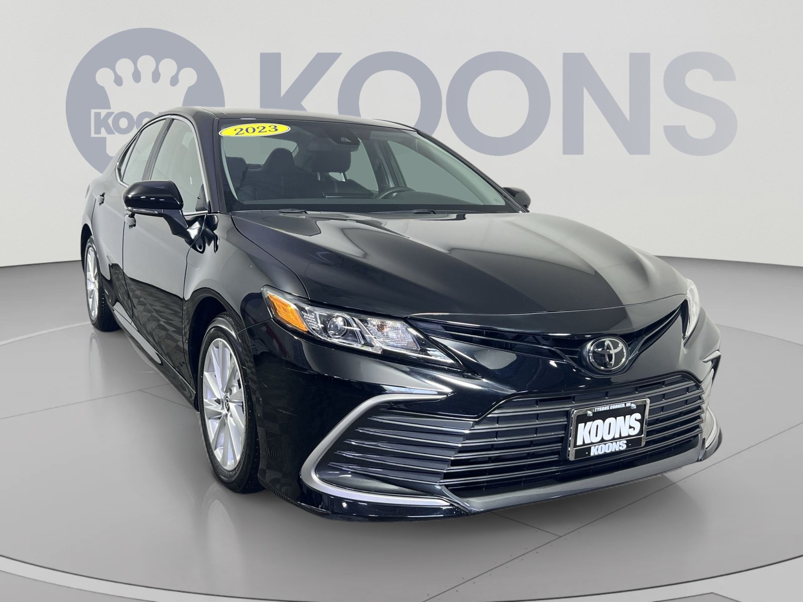 Used 2023 Toyota Camry LE FWD image 10
