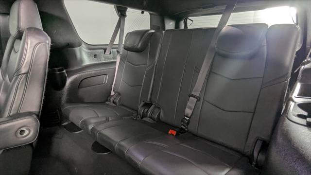 Used 2017 Cadillac Escalade ESV Platinum AWD/4WD image 14