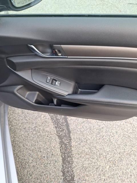 Used 2022 Honda Accord LX image 27