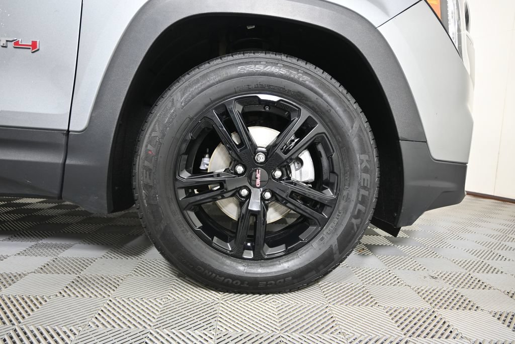 Used 2023 GMC Terrain AT4 w/ Tech Package AWD/4WD image 11