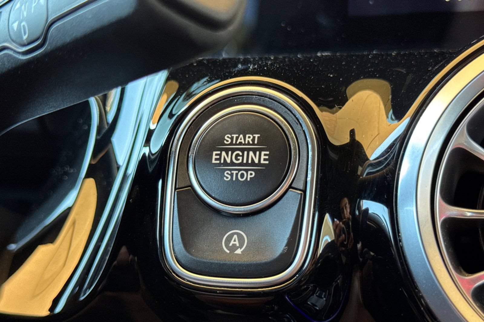 Used 2022 Mercedes-Benz GLA 250 4MATIC image 26