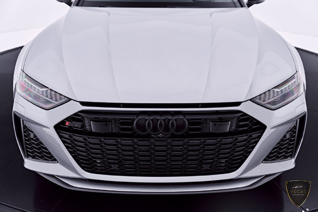 Used 2025 Audi RS 7 Performance AWD/4WD image 19