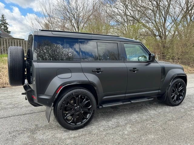 New 2026 Land Rover Defender 110 image 5