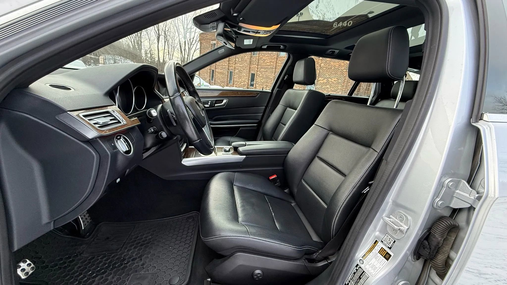 Used 2016 Mercedes-Benz E 350 4MATIC Wagon w/ Premium Package image 2