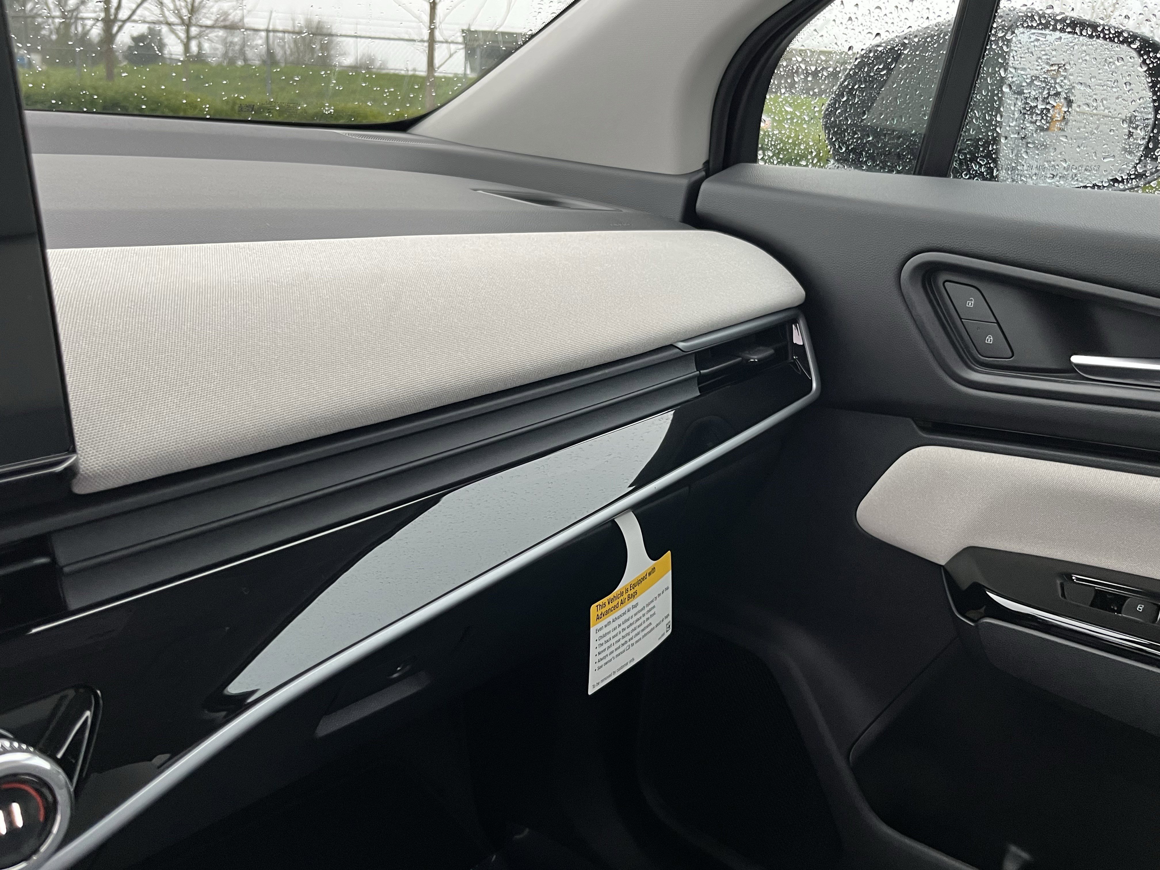 Used 2025 Honda Prologue EX image 23