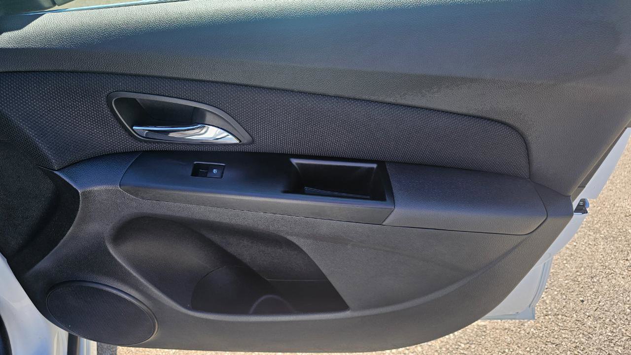 Used 2014 Chevrolet Cruze LTZ w/ RS Package FWD image 16