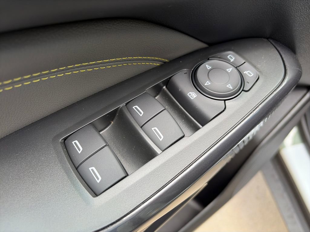 New 2026 Chevrolet Trax ACTIV w/ Sunroof Package image 17