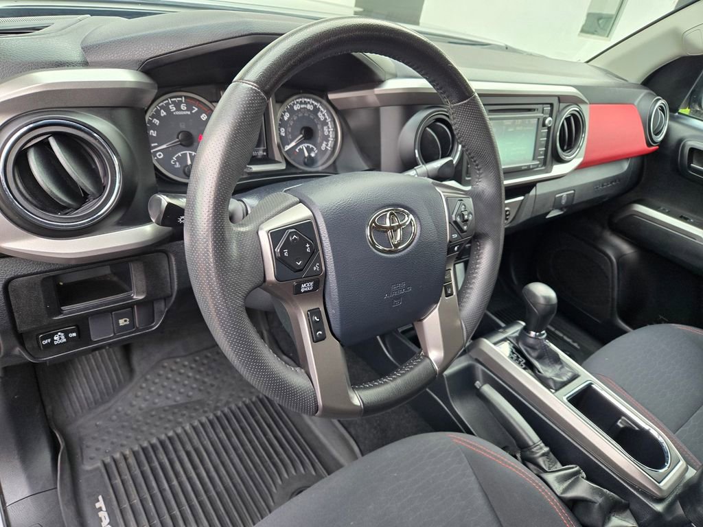 Used 2019 Toyota Tacoma SR5 image 13