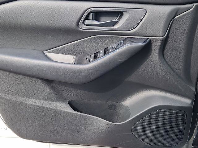 Certified 2025 Nissan Rogue S AWD/4WD image 16
