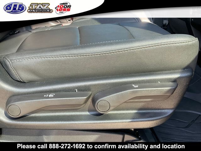 Used 2023 Chevrolet Suburban LT w/ Luxury Package image 15