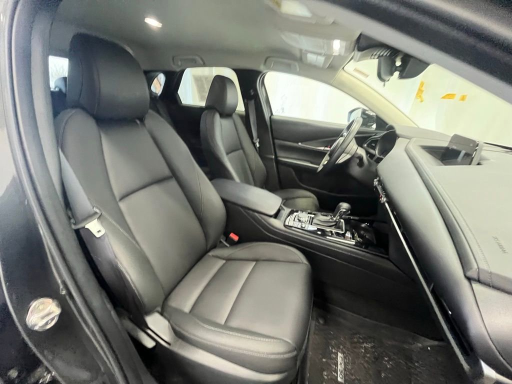Certified 2025 MAZDA CX-30 AWD 2.5 S w/ Select Sport Pkg image 12