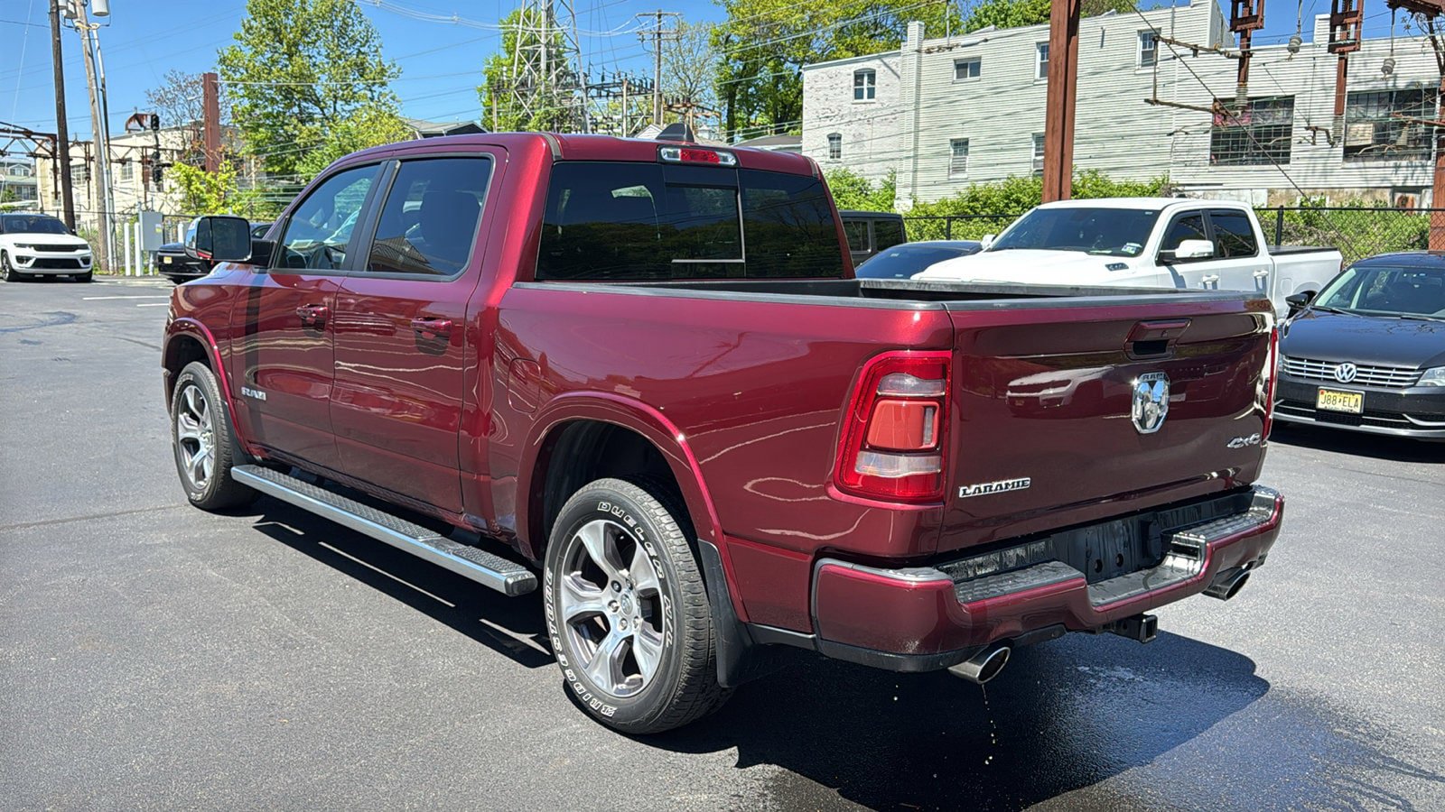 Used 2019 RAM 1500 Laramie w/ Sport Appearance Package AWD/4WD image 5