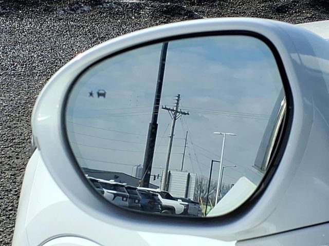 Certified 2020 Buick Envision Essence image 16