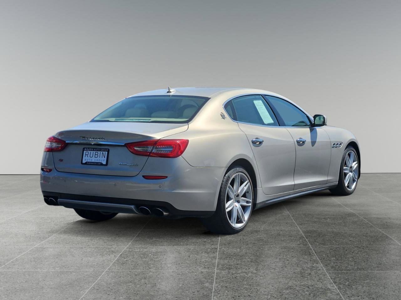 Used 2015 Maserati Quattroporte S Q4 AWD/4WD image 7