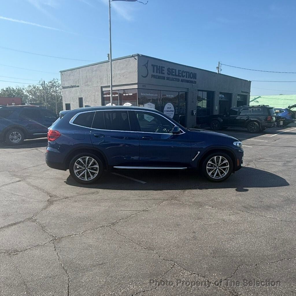 Used 2019 BMW X3 xDrive30i w/ Driving Assistance Package AWD/4WD image 16