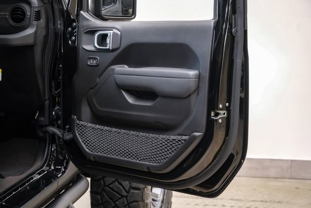 Used 2025 Jeep Gladiator Sport AWD/4WD image 90