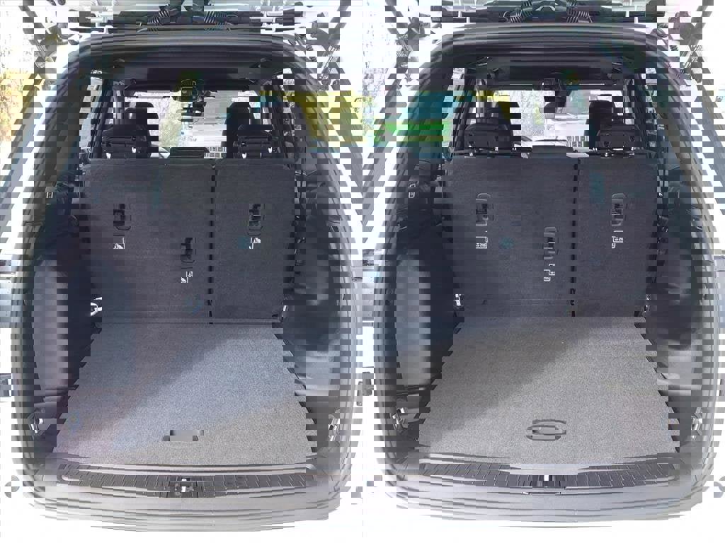 New 2025 Jeep Grand Cherokee Laredo X w/ Luxury Tech Group I image 8