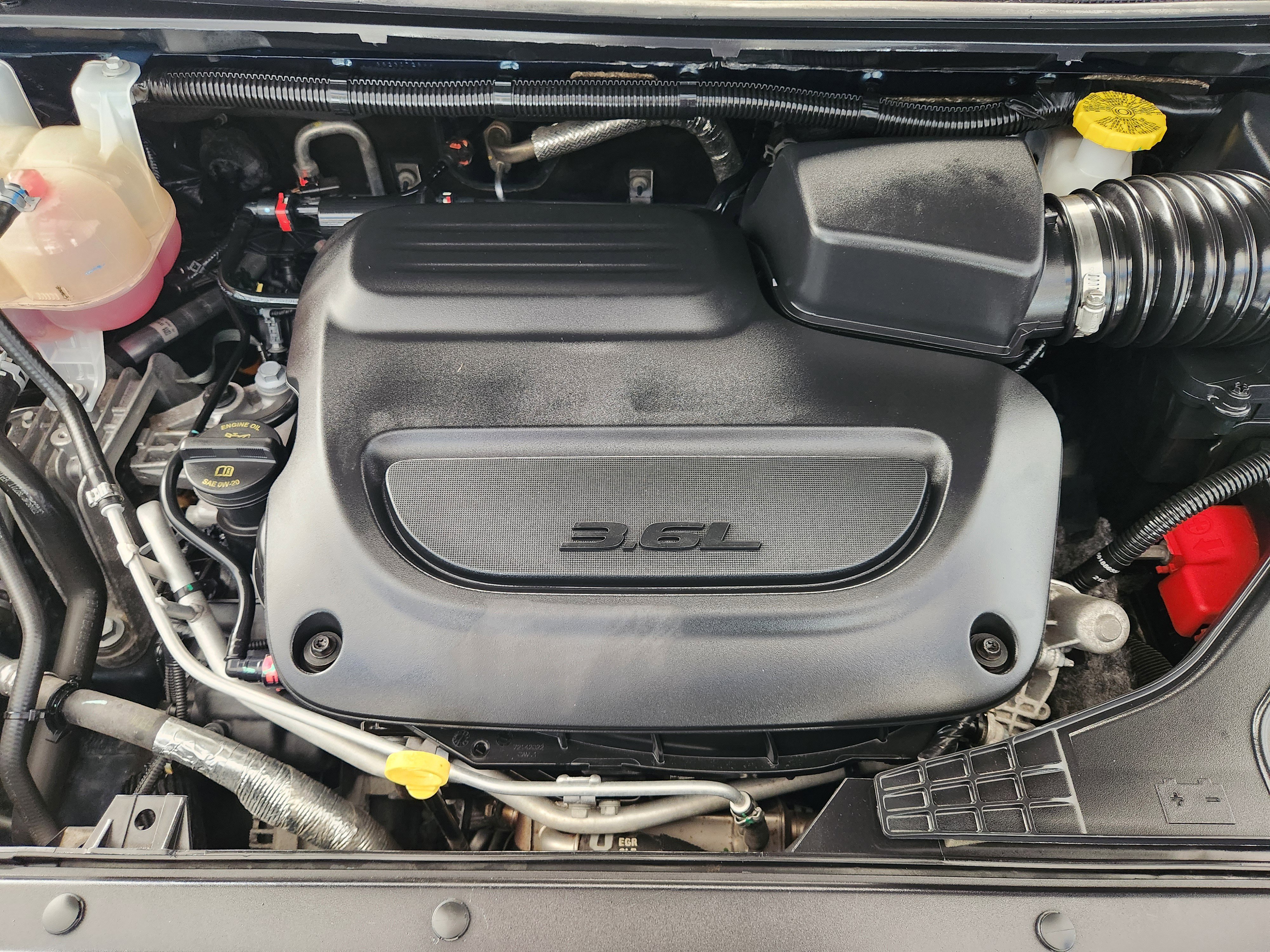 Used 2023 Chrysler Pacifica Touring-L FWD image 35