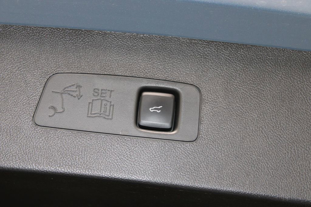 Used 2024 Lincoln Corsair Grand Touring w/ Equipment Group 301A image 14