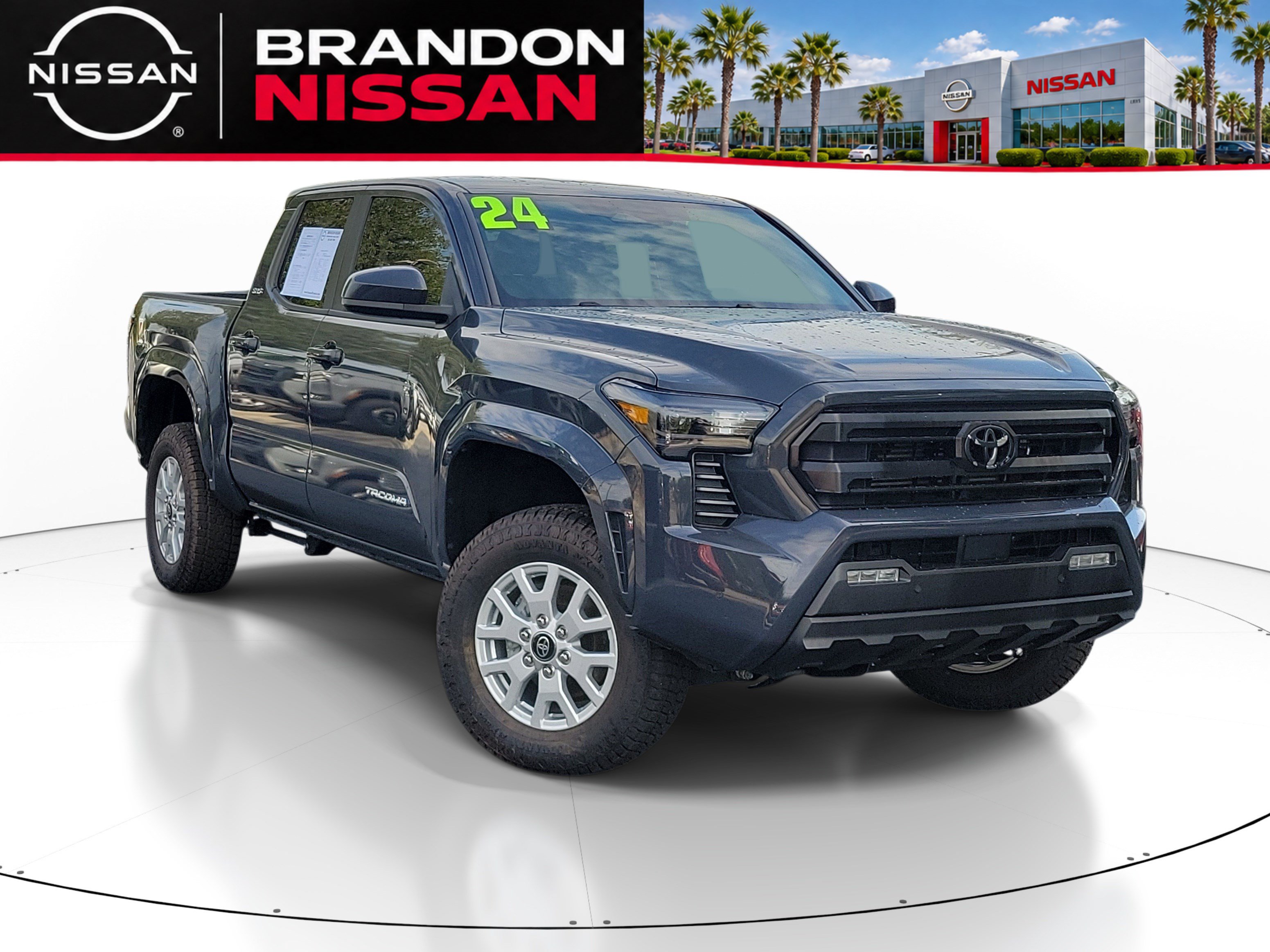 Used 2024 Toyota Tacoma SR5 AWD/4WD image 1